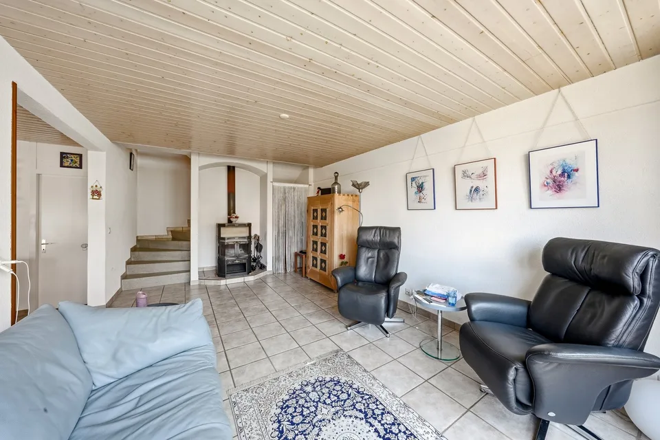 Charmanter Dorfhaushalt in 1045 Ogens