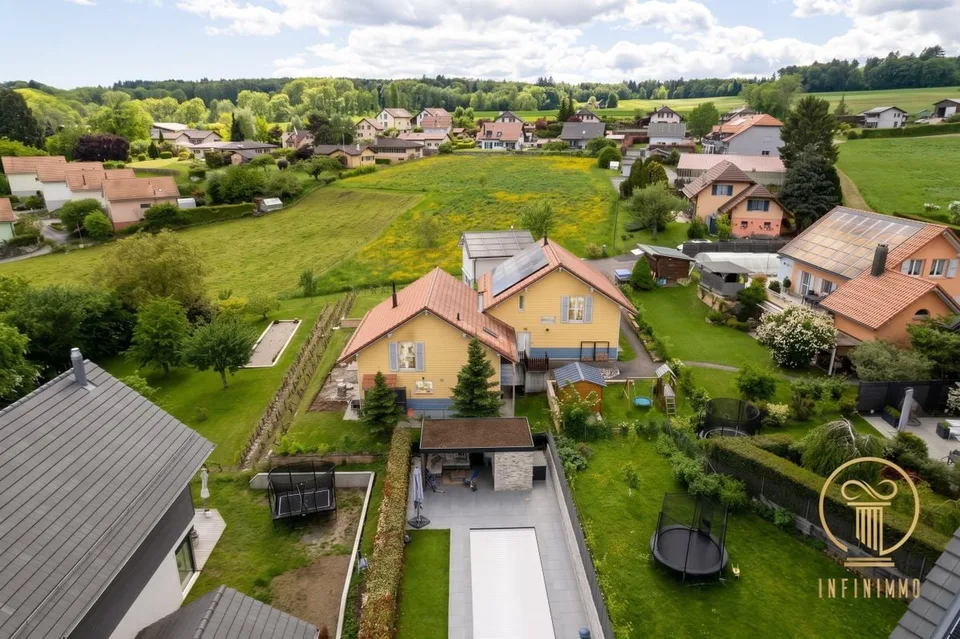 EXKLUSIV! 3' von GIMEL - hübsches Doppelhaus mit 5.5 Zimmern in einer ruhigen und sehr angenehmen Nachbarschaft. – Foto 13 von 28
