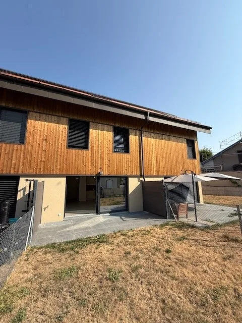 Bella casa a schiera con 5 stanze a Montagny – disponibile immediatamente