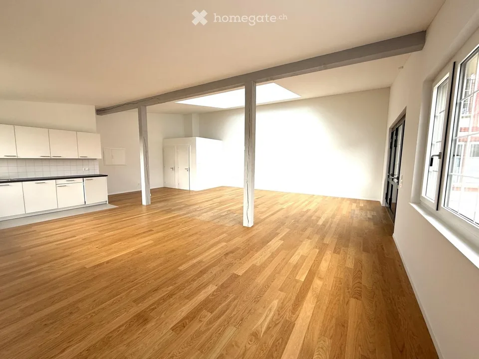Modern office spaces in Meilen with lake views