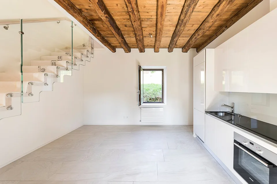 Location d'un appartement duplex lumineux de 55 m² avec jardin