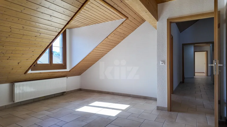 Schönes renoviertes Doppelhaus mit eigenem Garten – Foto 7 von 13