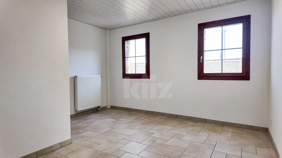 Schönes renoviertes Doppelhaus mit eigenem Garten – Foto 8 von 13