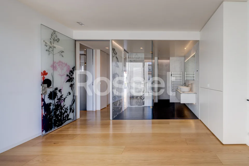 Magnificent property in the heart of Geneva, just two steps from the lake