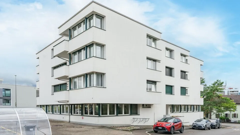 GEMÜTLICHE 3 ZIMMER-WOHNUNG IN LAUFEN