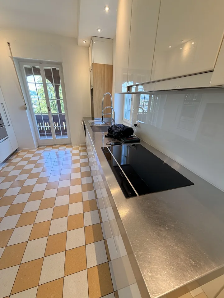 Zimmer in einer gemeinsam genutzten Villa
