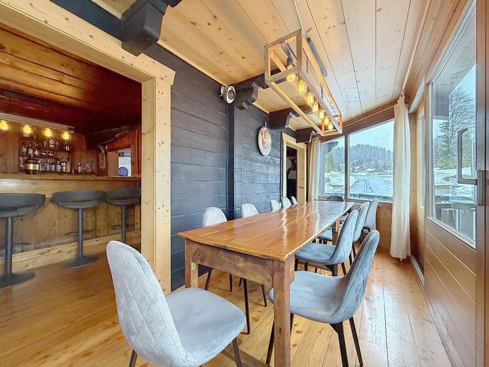 16-Zimmer-Gasthaus mit Bar zur Miete in Morgins