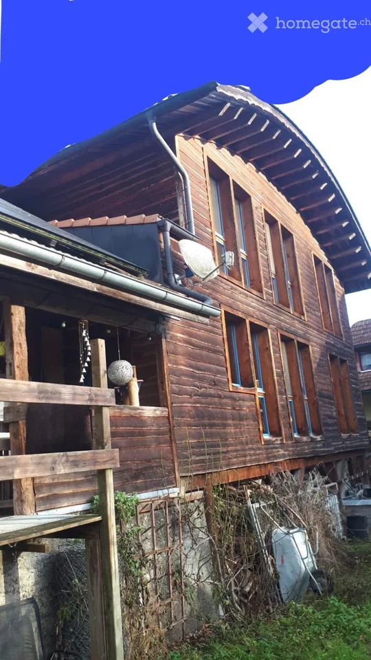 Charmant appartement de 5 pièces dans un immeuble ancien à Bottenwil – fraîchement rénové et disponible immédiatement