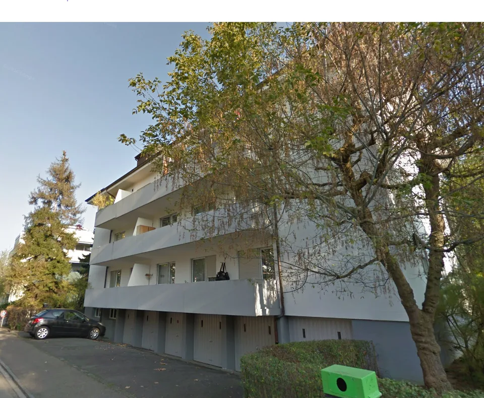 Box auto singoli vicino a Lindenplatz