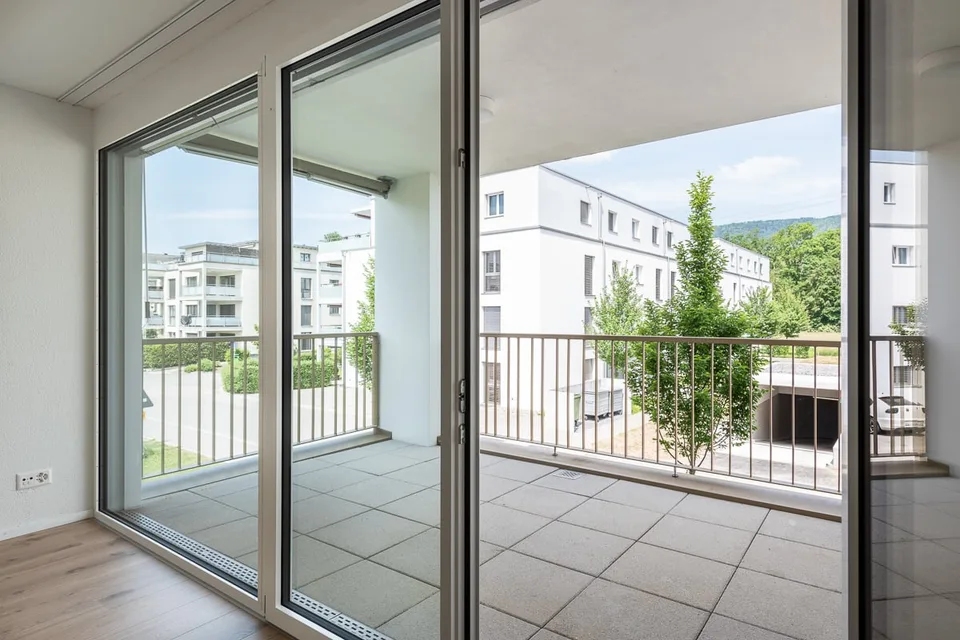 Bright apartment with a view of the green!