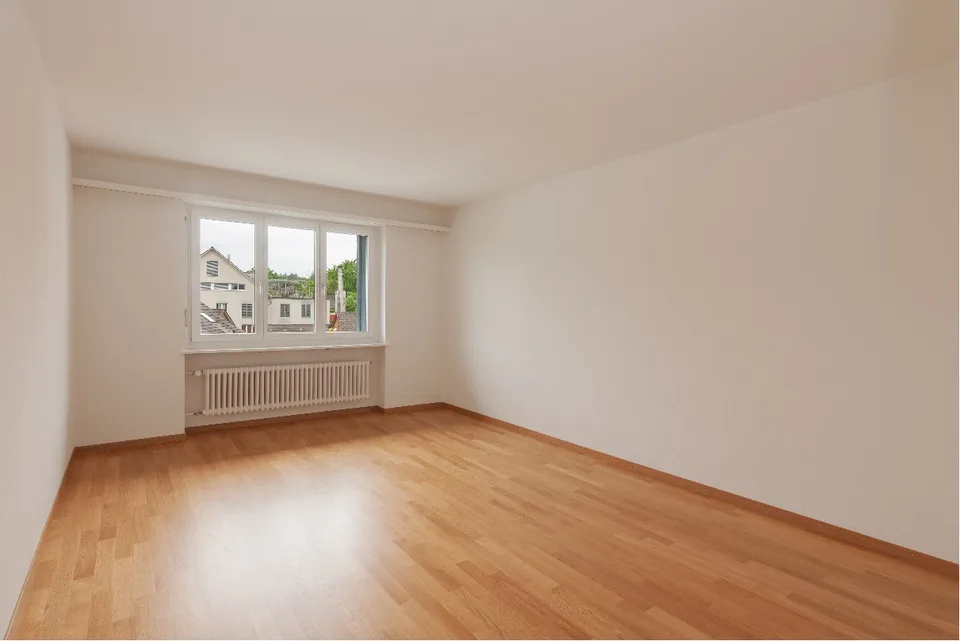 Bright 3-room apartment with balcony & seating area in Winterthur-Oberwinterthur