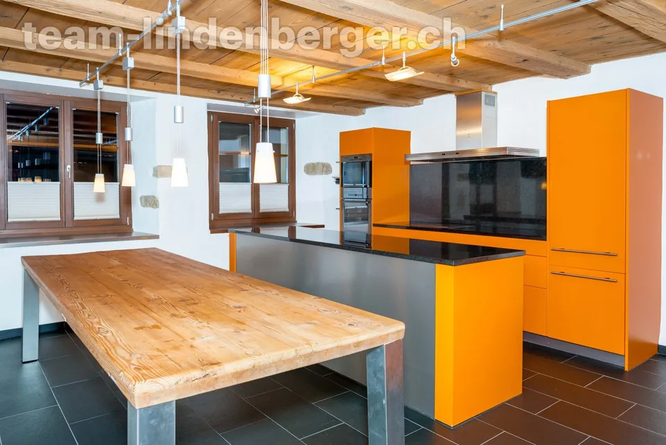 Appartamento maisonette di 3½ locali con balcone e garage incluso