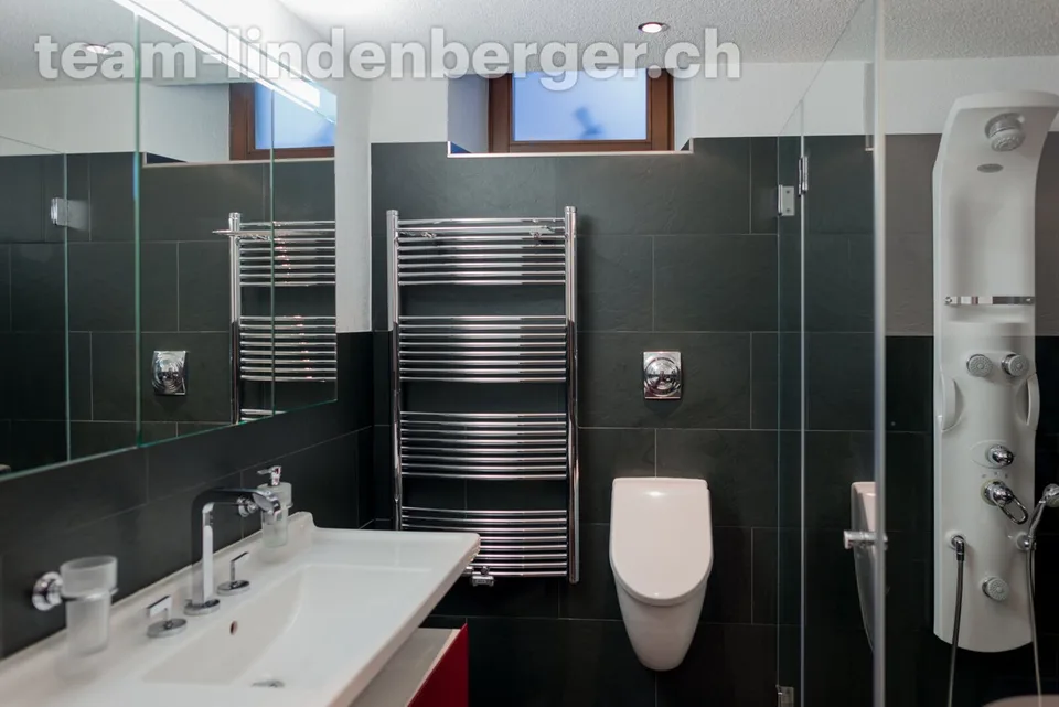 Appartamento maisonette di 3½ locali con balcone e garage incluso