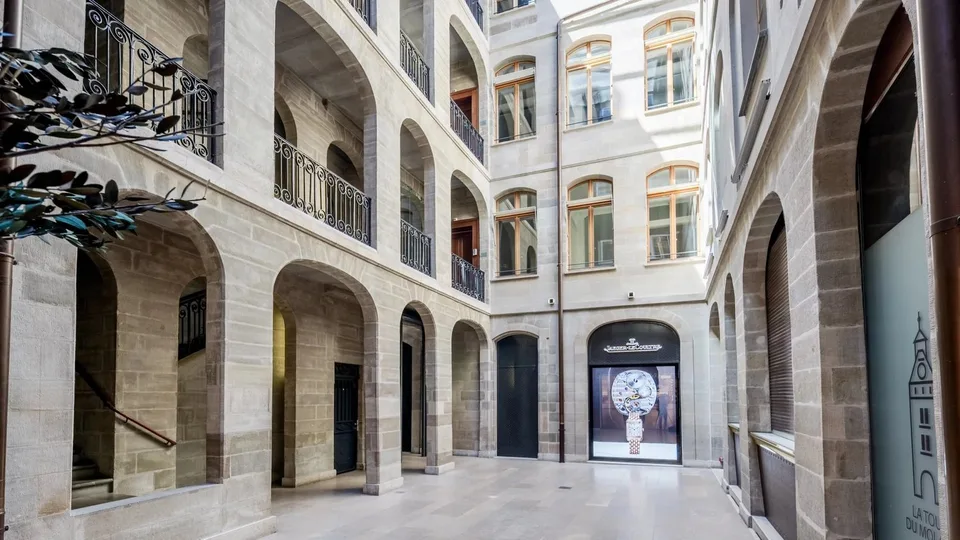 Bureaux à la place du Molard