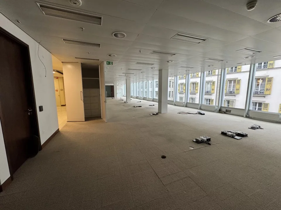 Offices Rue du Rhône – photo 6 of 9