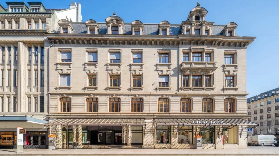 Surface administrative d'exception au coeur de Genève