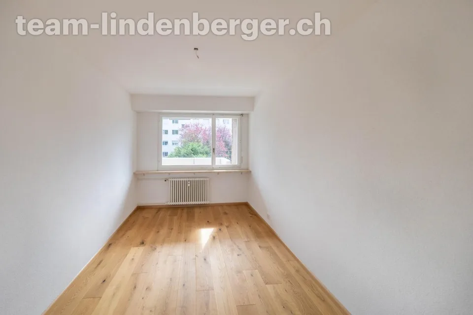 3½ Zi.-Eigentumswohnung mit Lift und Parkplatz – Foto 10 von 12
