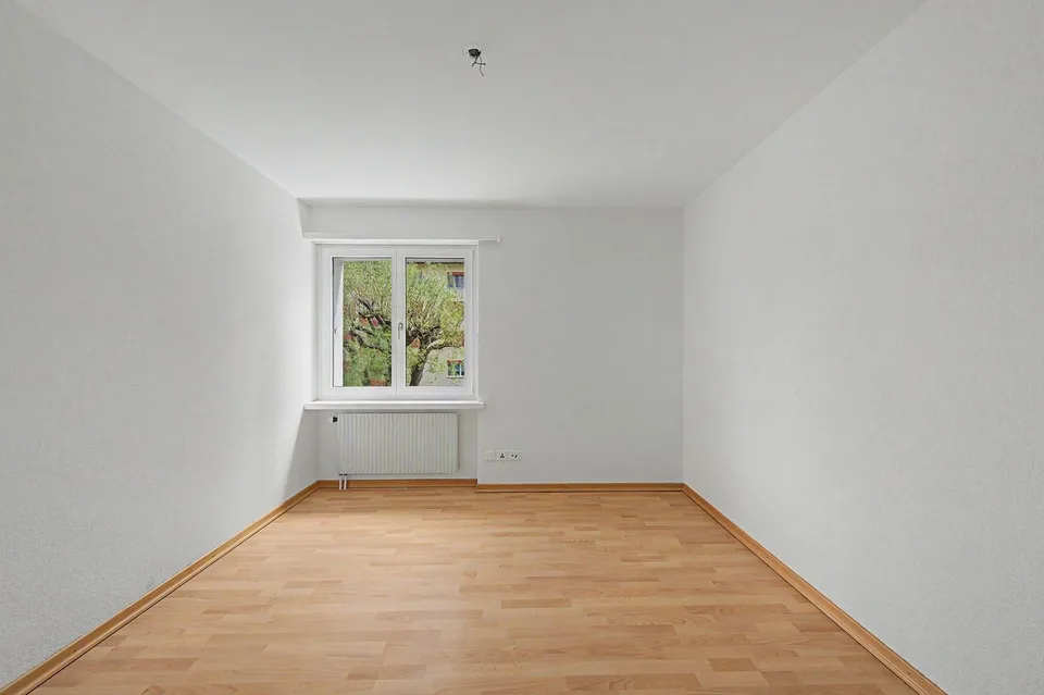 Bahnhof, Einkauf und Freizeit vor der Haustür - Ihr Zuhause in Chur – Foto 7 von 10