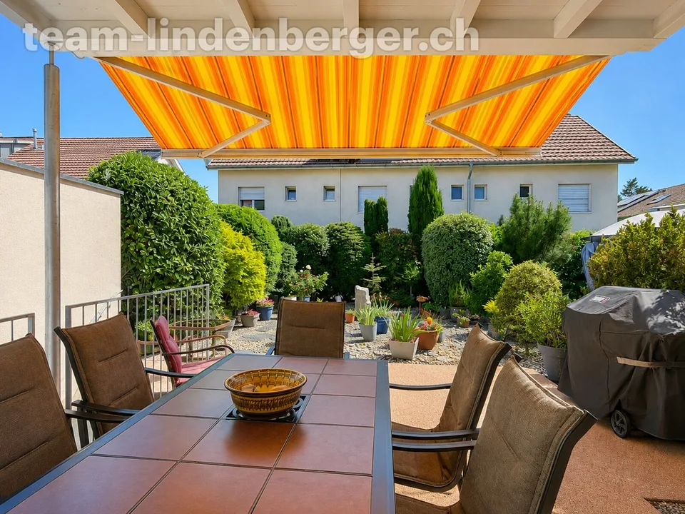 Familienglück in Aesch - Garten, Komfort und ideale Lage vereint