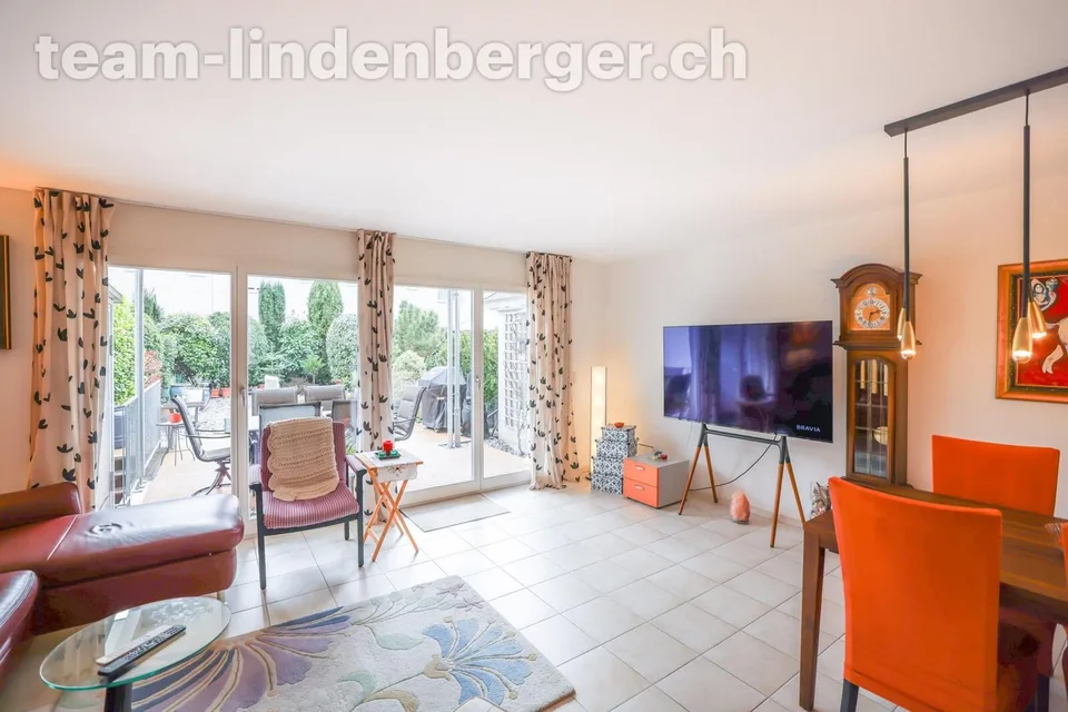 Familienglück in Aesch - Garten, Komfort und ideale Lage vereint – Foto 7 von 13