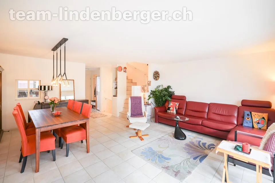 Familienglück in Aesch - Garten, Komfort und ideale Lage vereint – Foto 6 von 13