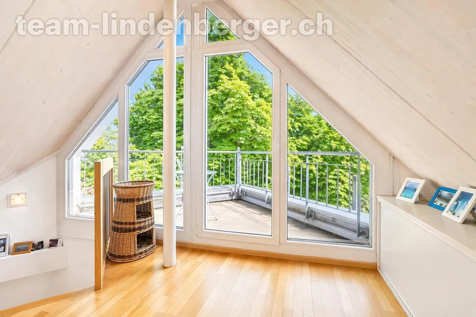 6½ Zi.-Einfamilienhaus mit Pool in Binningen – Foto 11 von 13
