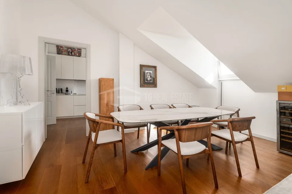LUXUS UND KOMFORT: 6,5 ZIMMER PENTHOUSE-WOHNUNG MIT PANORAMABLICK AUF LUGANO – Foto 9 von 14