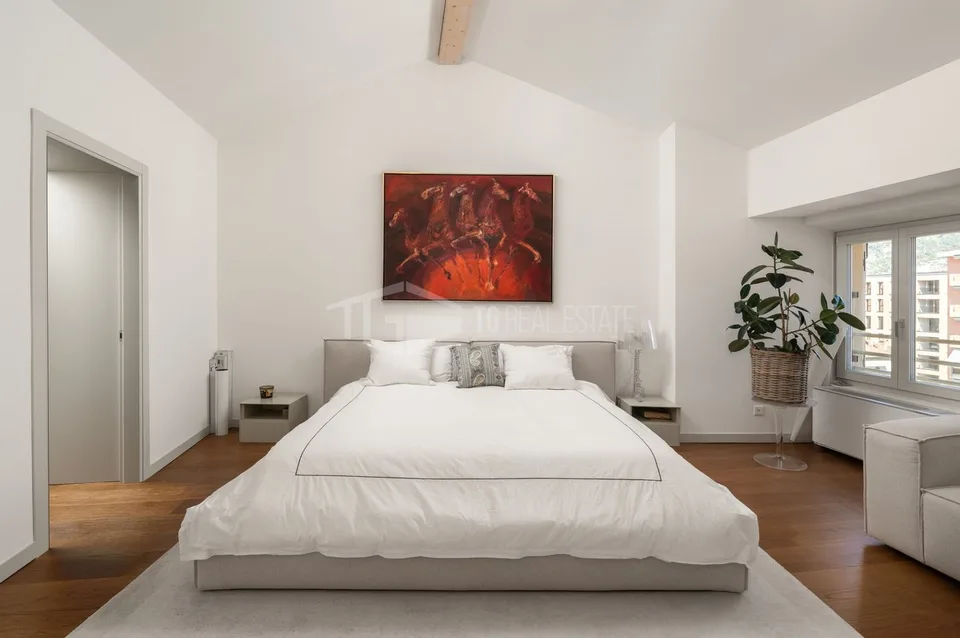 LUXUS UND KOMFORT: 6,5 ZIMMER PENTHOUSE-WOHNUNG MIT PANORAMABLICK AUF LUGANO – Foto 13 von 14