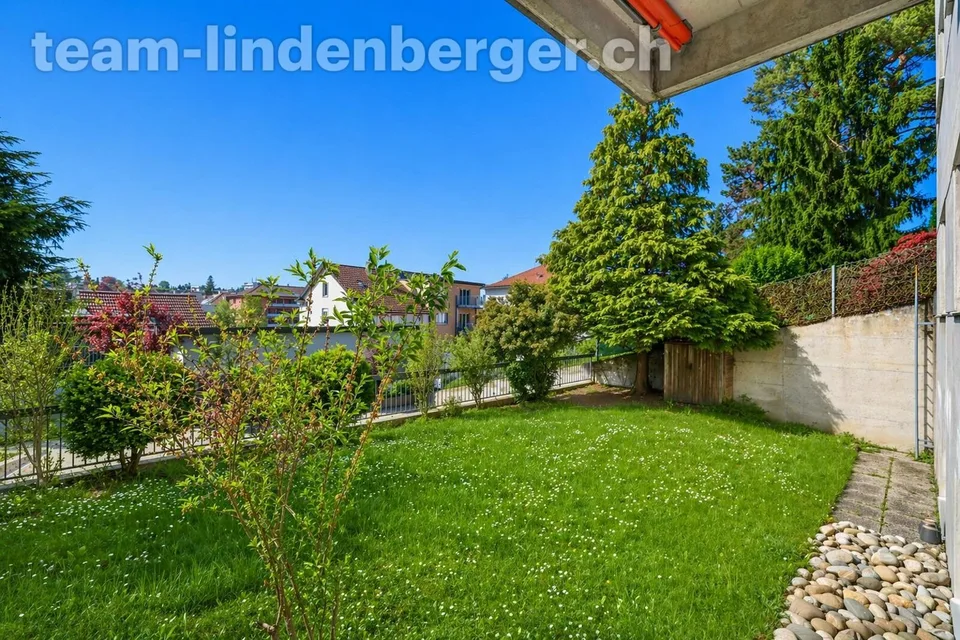 Renovierte 2½ Zi.-Gartenwohnung mit sonnigem Privatgarten