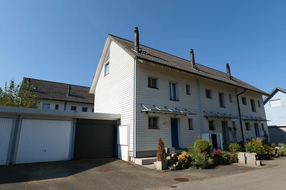 Vivere in una zona tranquilla a Rünenberg