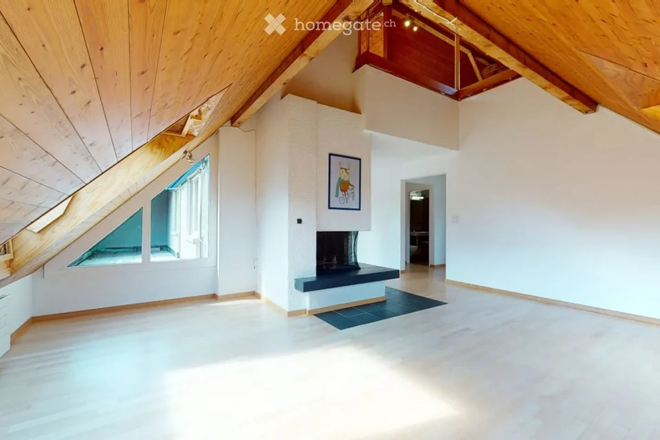 Exclusive 167m² Penthouse Maisonette Apartment w/Fireplace