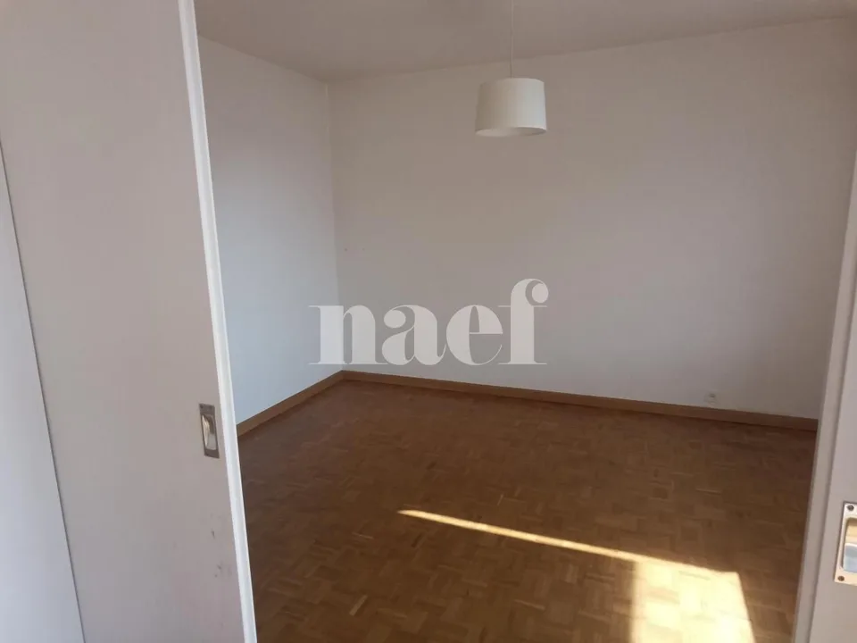 Large apartment with two balconies!