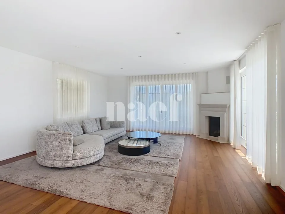 Villa di 7,5 locali con vista imprenabile sul lago