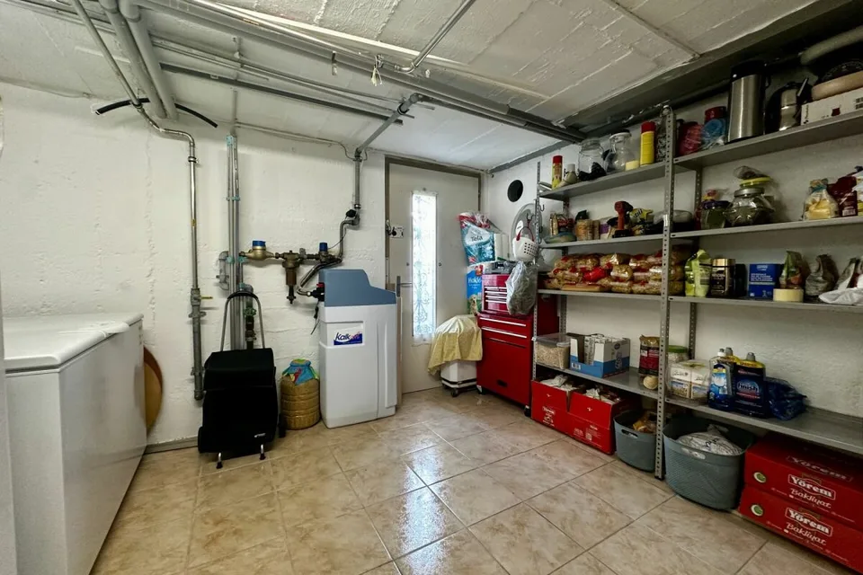 RESERVIERT ! Freistehendes Einfamilienhaus direkt am Bahnhof Lenzburg – Foto 24 von 25
