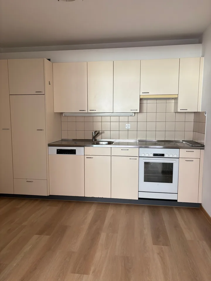 Helle 2-Zimmerwohnung an zentraler Lage
