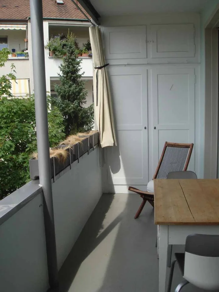 Helle 3.5- bis 4-Zimmer-Wohnung mit grossem Balkon im beliebten Iselin – Foto 6 von 6