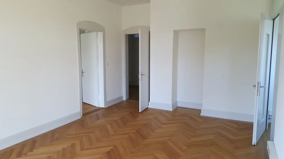 Office with Charm in the Popular Kirchenfeld Quarter