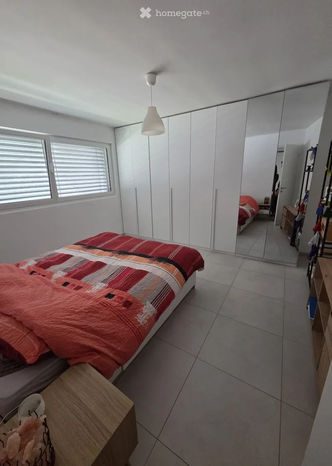 I'm looking for a sublessee for a 2.5-room apartment in Rivera.