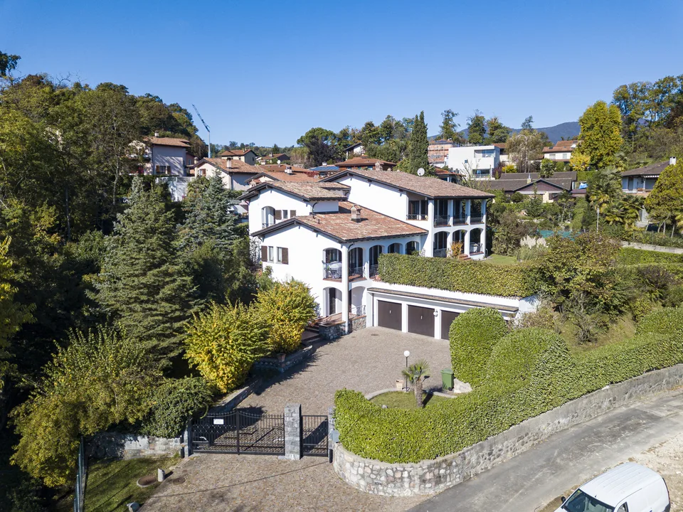 Villa Capriccio | Elegante proprietà immersa nel verde