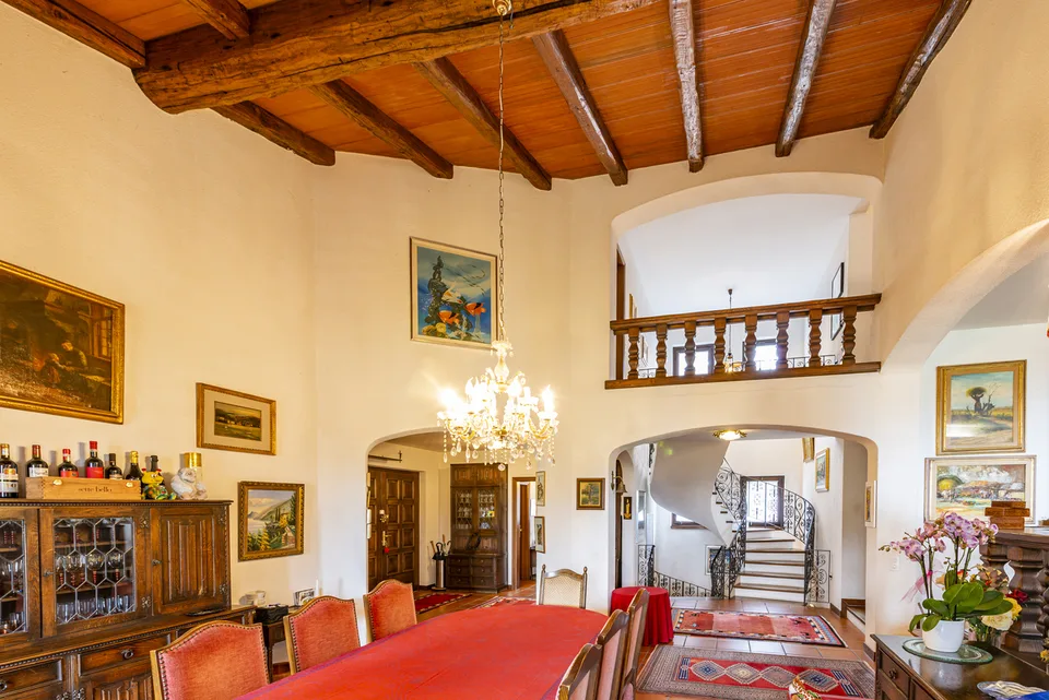 10.5 Zimmer Villa in Stabio – Foto 6 von 13
