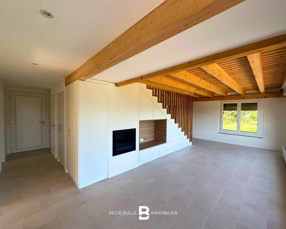 Le Bry - Magnifique villa rénovée avec superbe vue