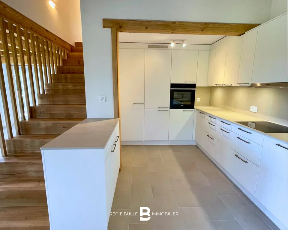 Le Bry - Magnifique villa rénovée avec superbe vue