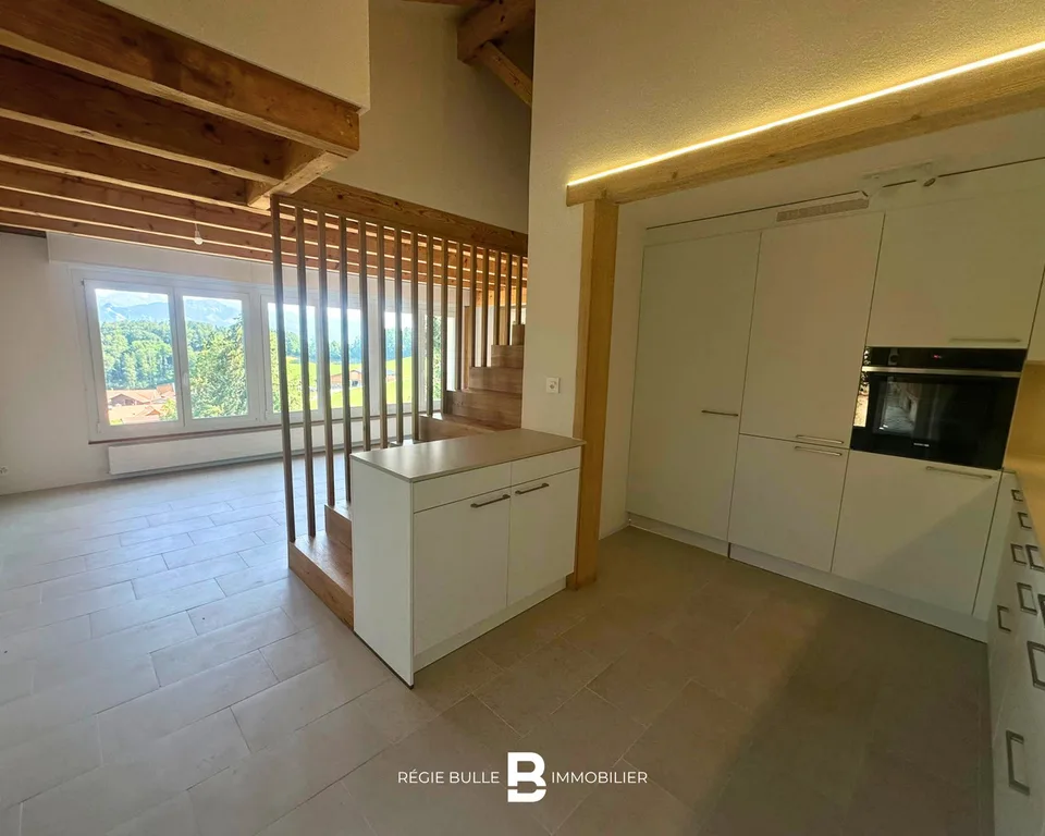Le Bry - Magnifique villa rénovée avec superbe vue