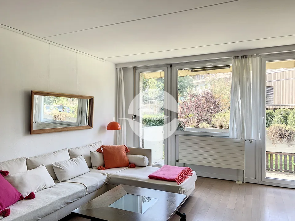 Bernex - Magnifique 5 pièces traversant meublé, balcons