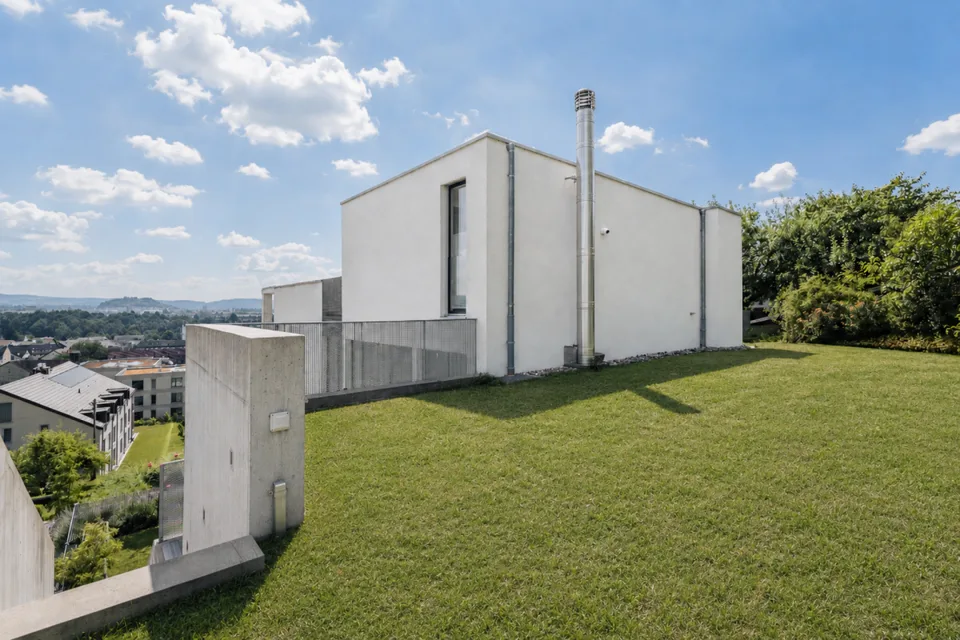 279 m² Wohnen unverbaubarem Panorama - modernes 7½-Zimmer-Terrassenhaus in Möriken