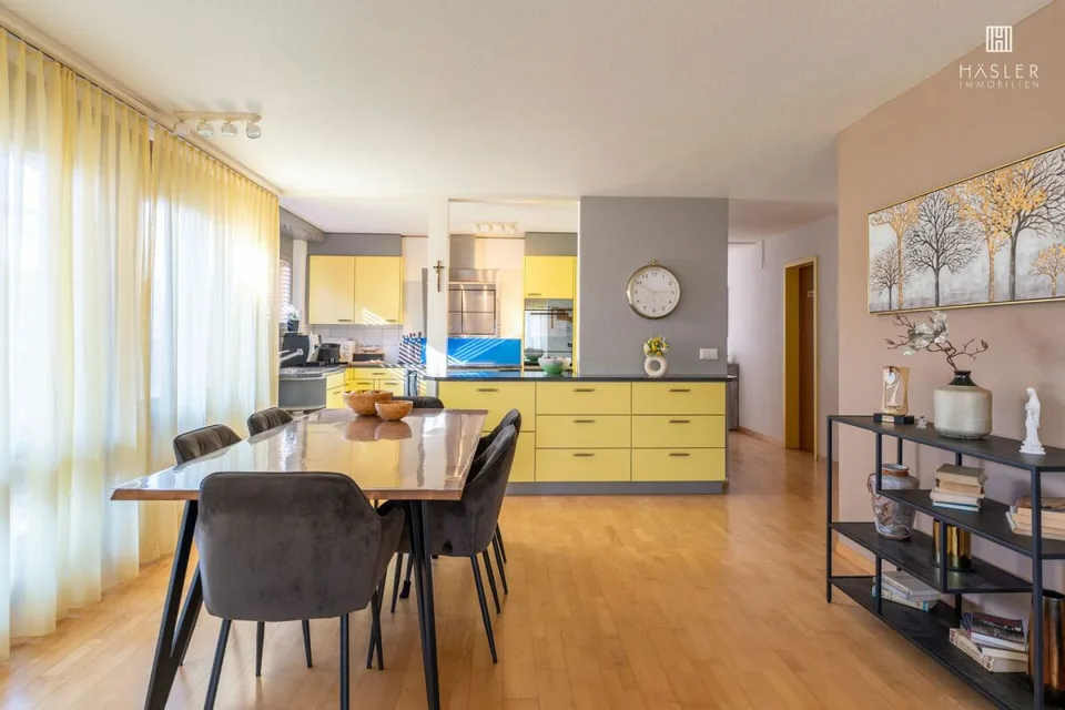 Gepflegte 4½-Zimmer-Wohnung in Seenähe