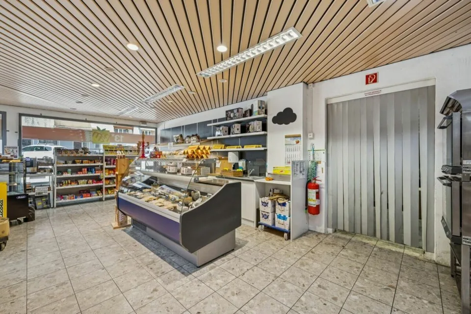 Locale Commerciale – foto 7 di 14