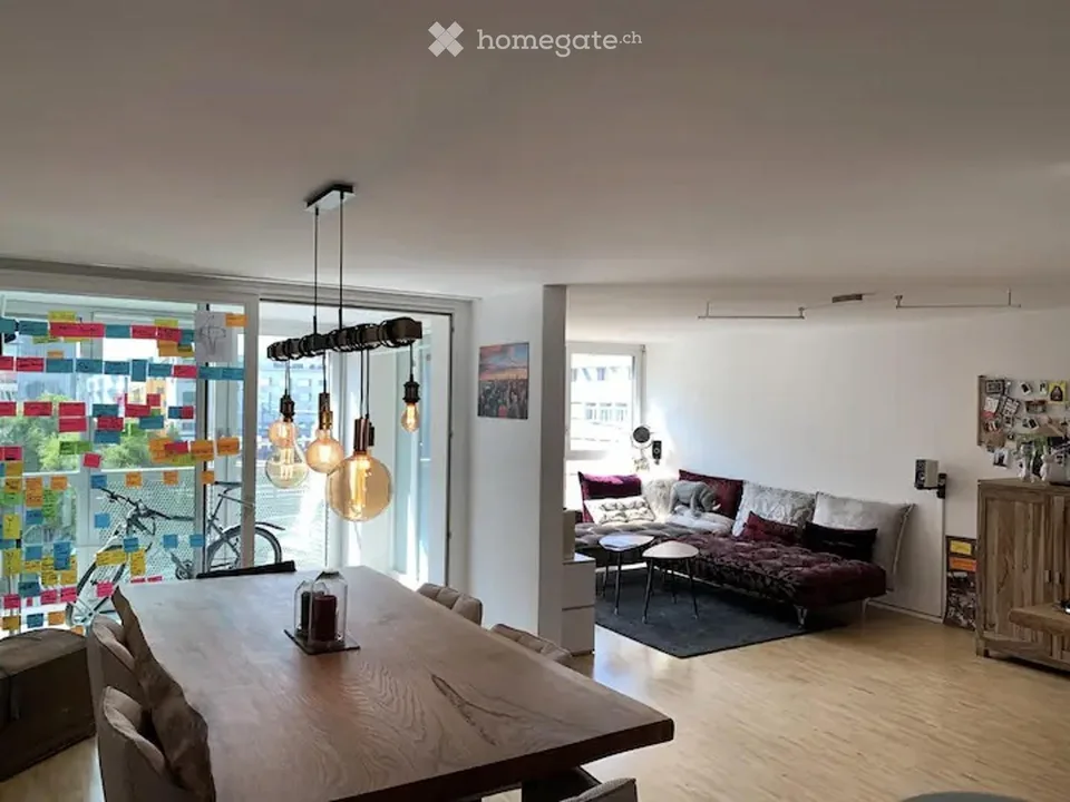Charmante 4.5-Zimmer-Maisonette-Wohnung im Puls von Zürich