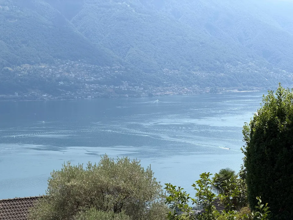 Appartement lumineux de 2,5 pièces à Brione sopra Minusio – Vue sur le lac – photo 7 sur 15