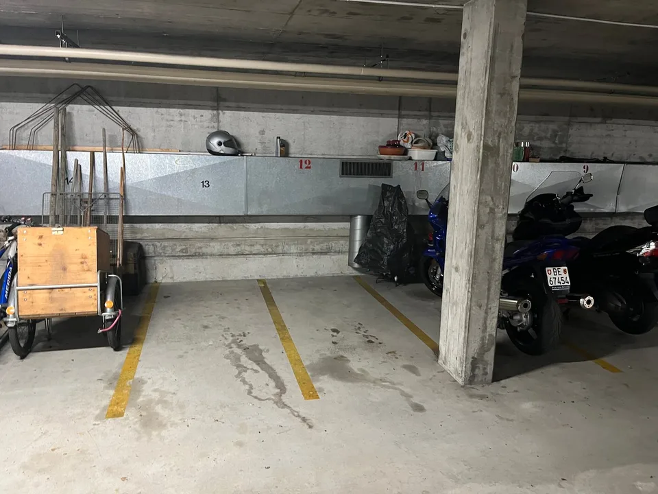 Motorradplätze zu vermieten an der Mattenstrasse in Thun.